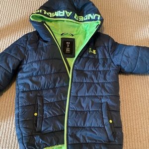 Under Armour cold gear youth jacket size Medium